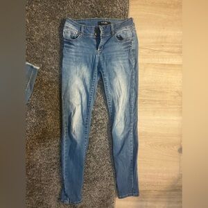 Skinny jeans